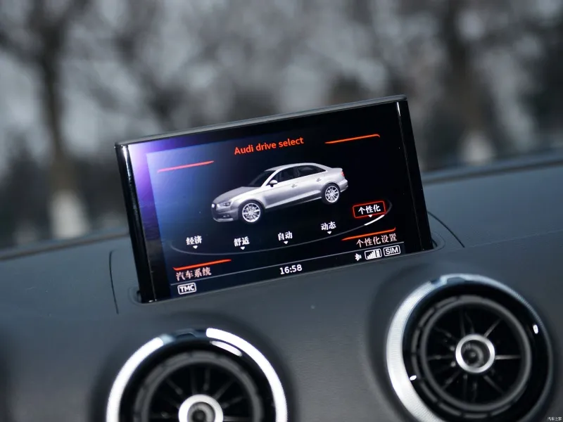 二手车:2.0T+四驱!4.87秒破百!选高配迈腾还是“四个圈”?